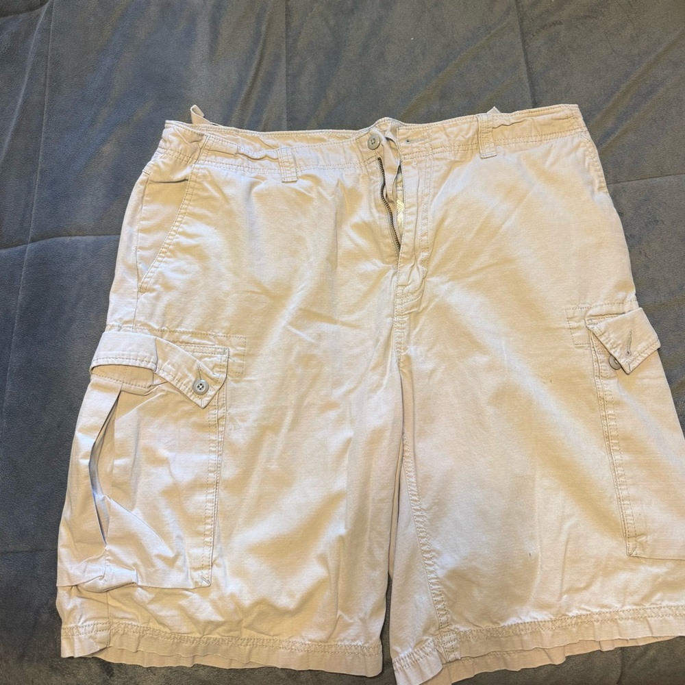 Nautica Light Tan Cargo Shorts for Men
